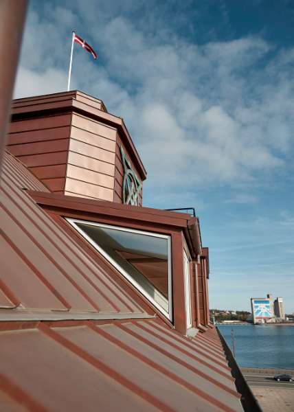 Bemærkelsesværdigt kobbertag i hjertet af Aalborg, Østerågade 27, 9000 Aalborg